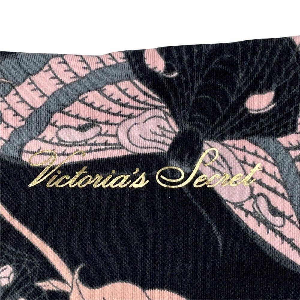 Victoria's Secret Incredible Essential Lace Up Legging Black Floral - Picture 5 of 11